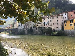 Beautiful Renovated 4-bed House in Bagni di Lucca