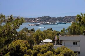 Relux Sea View 2BD Apartment by BluPine