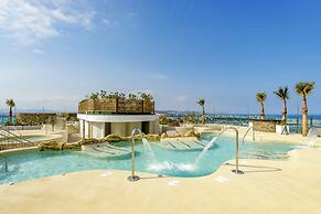 Ocean SPA Suite 11-hosted by Sweetstay
