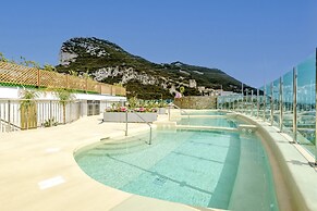 Ocean SPA Suite 11-hosted by Sweetstay