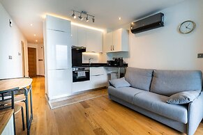 Ocean SPA Suite 11-hosted by Sweetstay