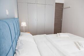 Supreme Athens Home by Cloudkeys