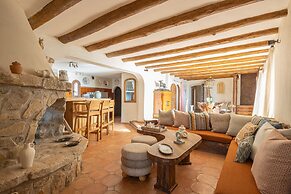 Buccara Villa Mistral