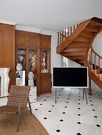 The Southern Mansion