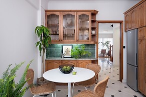 The Southern Mansion