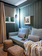 The Southern Mansion