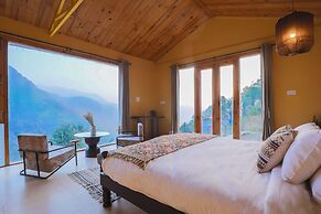 Seclude Pangot Perch