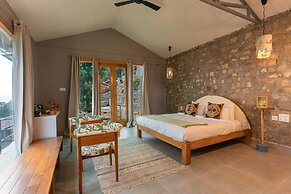 Seclude Pangot Perch