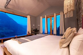 Seclude Pangot Perch