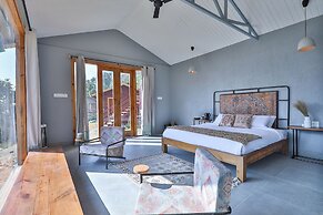 Seclude Pangot Perch