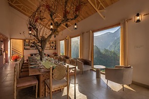 Seclude Pangot Perch