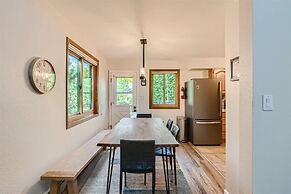 Hawn Drive 62 4 Bedroom Townhouse by RedAwning