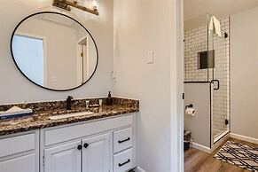 Hawn Drive 62 4 Bedroom Townhouse by RedAwning