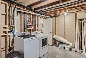 Hawn Drive 62 4 Bedroom Townhouse by RedAwning