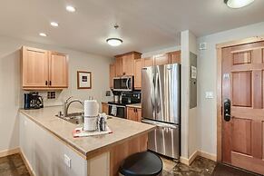 Passage Point 623b 1 Bedroom Condo by RedAwning