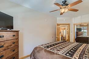 Passage Point 623b 1 Bedroom Condo by RedAwning