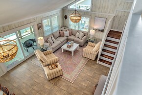 Bridgeview Cottage - 2228 Mallard 3 Bedroom Home by RedAwning