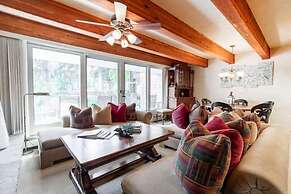 Vail Realty 2 Bedroom Condo by RedAwning