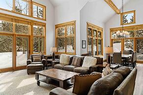 Waterdance House 4 Bedroom Home by RedAwning