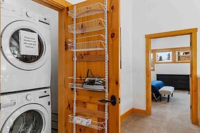 Waterdance House 4 Bedroom Home by RedAwning