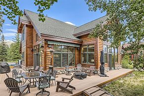 Waterdance House 4 Bedroom Home by RedAwning