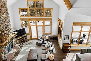 Waterdance House 4 Bedroom Home by RedAwning