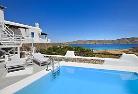 Fulfill your Holiday Dreams at Mikonos