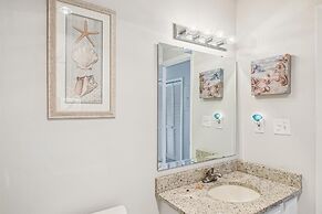 Sandpiper Cove 8204 Condo by RedAwning