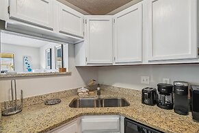 Sandpiper Cove 8204 Condo by RedAwning