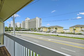 Sandpiper Cove 8204 Condo by RedAwning