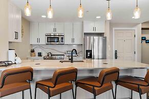 Passage Point 405 3 Bedroom Condo