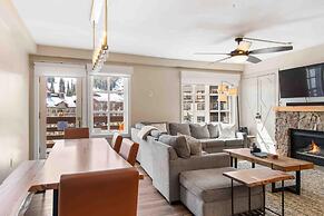 Passage Point 405 3 Bedroom Condo