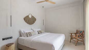 Nove Milos Luxury by Estia