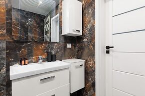 Studio Łużycka With Parking by Renters