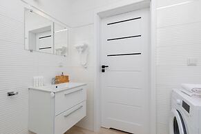 Studio Łużycka With Parking by Renters