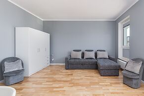 Studio Łużycka With Parking by Renters
