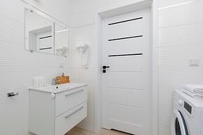 Studio Łużycka With Parking by Renters