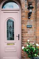 Luxury Designer 4-bed Home in the Heart of Belfast