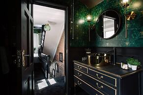 Luxury Designer 4-bed Home in the Heart of Belfast