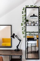 Luxurious 4-bedroom Home on Trendy Ormeau, Belfast