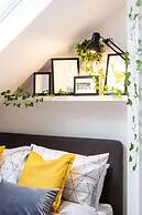 Luxurious 4-bedroom Home on Trendy Ormeau, Belfast