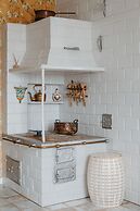 Folwark Rafałówka by Renters