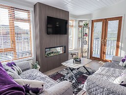 Jacmar Lodge