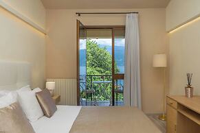 Hotel Meandro - Lake View