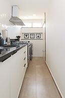 Local 102 Apartment