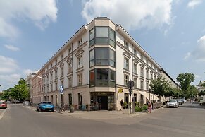 Studio Augustianska by Renters
