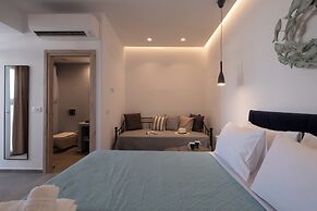 Sand Gem - Beach Apartments