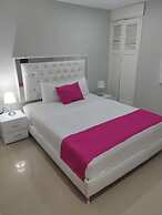 Hotel BM-17  Cerca Al Mar