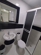 Hotel BM-17  Cerca Al Mar