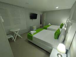 Hotel BM-17  Cerca Al Mar